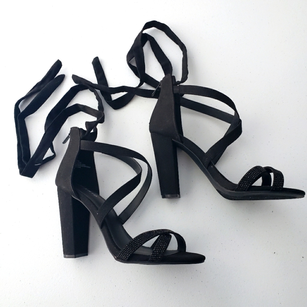 Torrid 8.5 Wide Black Faux Suede Embellished Lace Up Heel